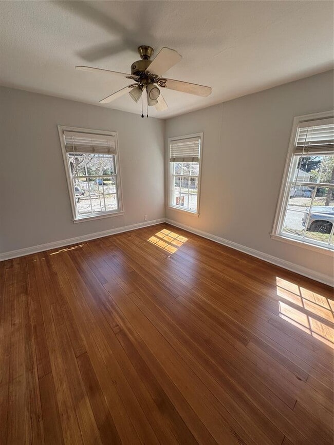 Building Photo - 4000 Ramsey Ave