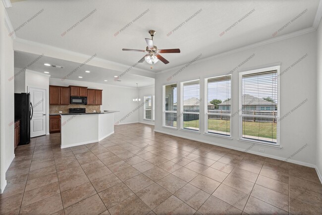 Building Photo - 516 Cross Dr.
