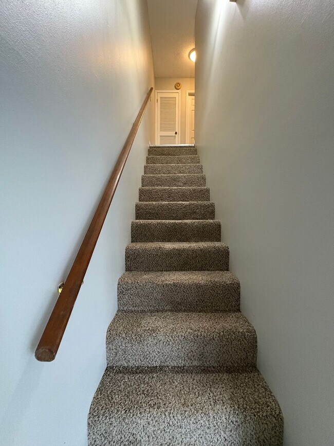 Building Photo - Daleville!