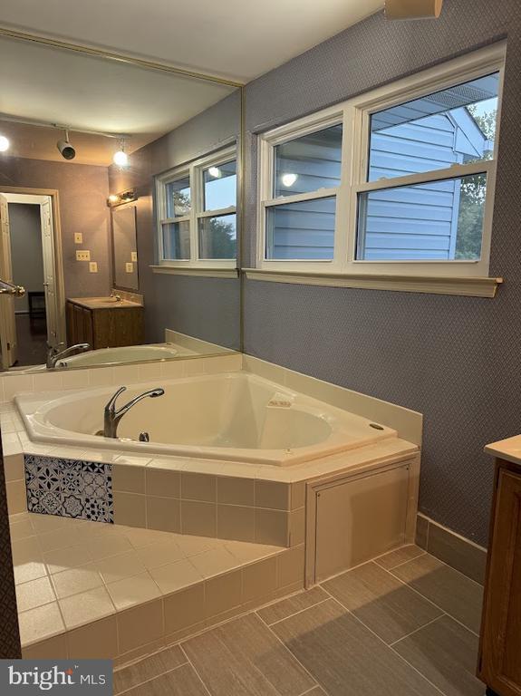 Building Photo - 2513 Wellington Way