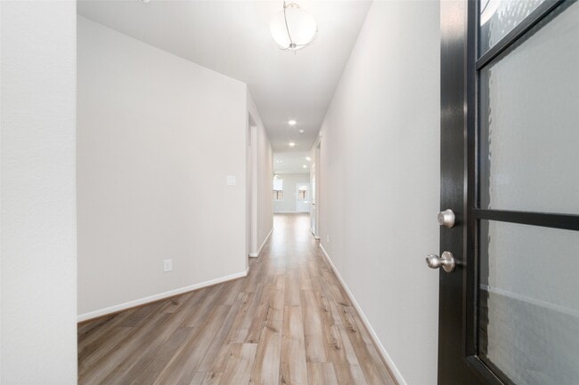 Building Photo - 27506 Beachside Arbor Dr