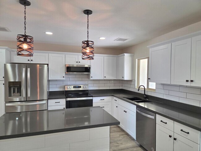 Building Photo - Beautiful 3 bedroom / 2 bath in Scottsdale!