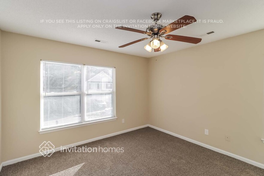 Building Photo - 1127 Ballina Way