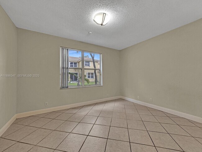 Building Photo - 16879 SW 1st Manor