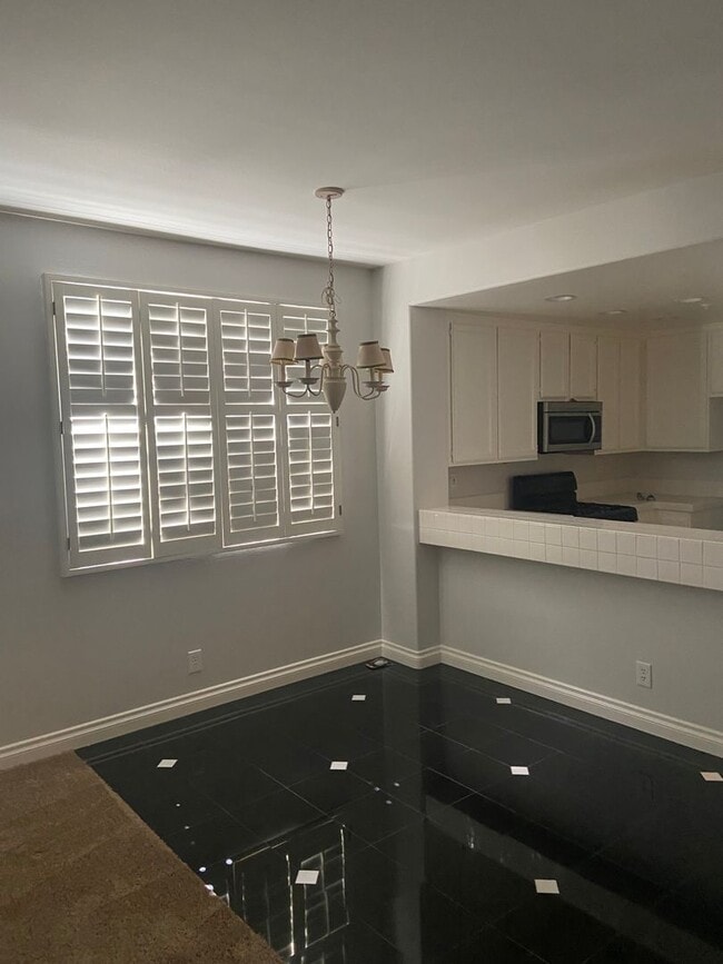 Building Photo - 2 BEDROOM 2 BATH CONDO LOCATED IN THE HEART OF TUSTIN RANCH $3,175