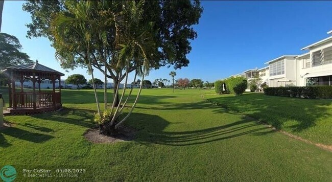 Building Photo - 251 S Golf Blvd