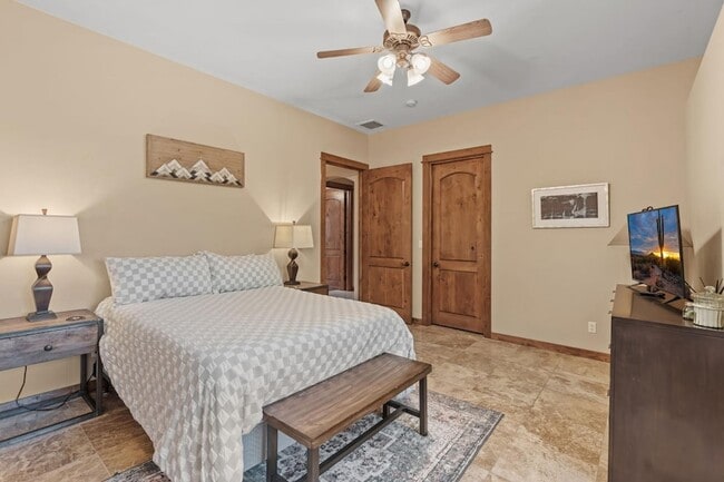 Building Photo - 7610 E Soaring Eagle Way