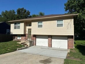 Building Photo - 507 N Lincoln St