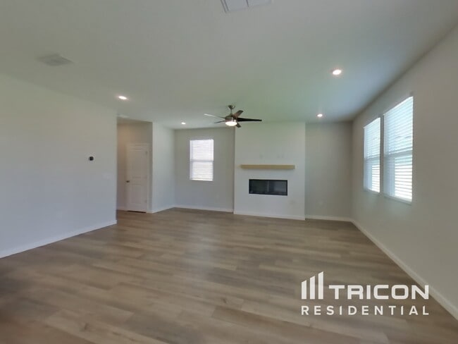 Building Photo - 56 Brazil Nut Cir
