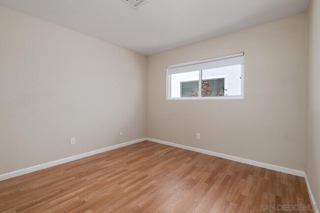 Building Photo - 2738 Erie St