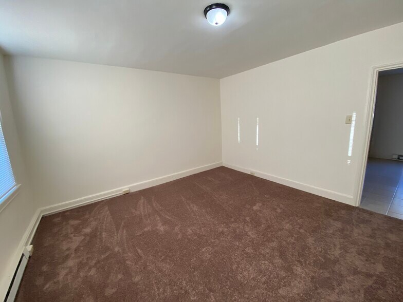 Building Photo - 1929 E Dauphin St