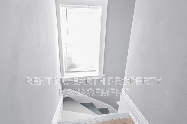 Building Photo - 3868 Meramec St
