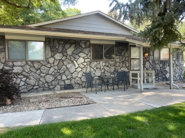 Building Photo - 1001 Strachan Dr