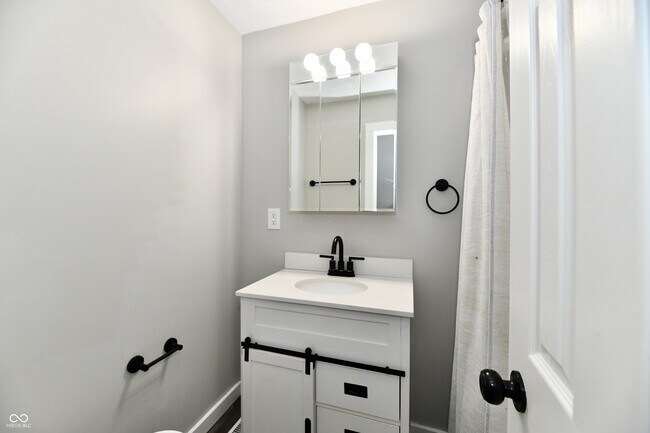 Building Photo - 1929 Prospect St