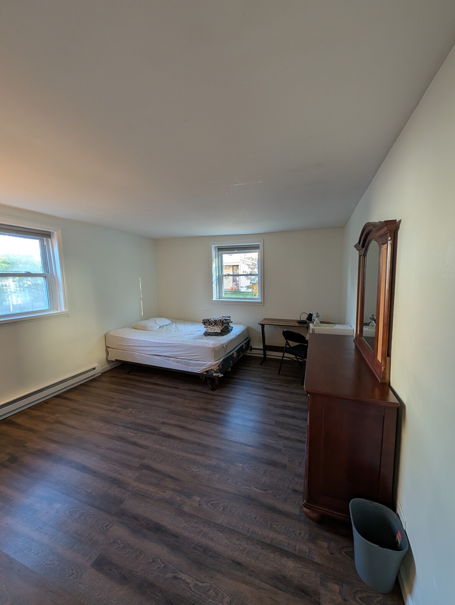 Building Photo - 13 W Market St