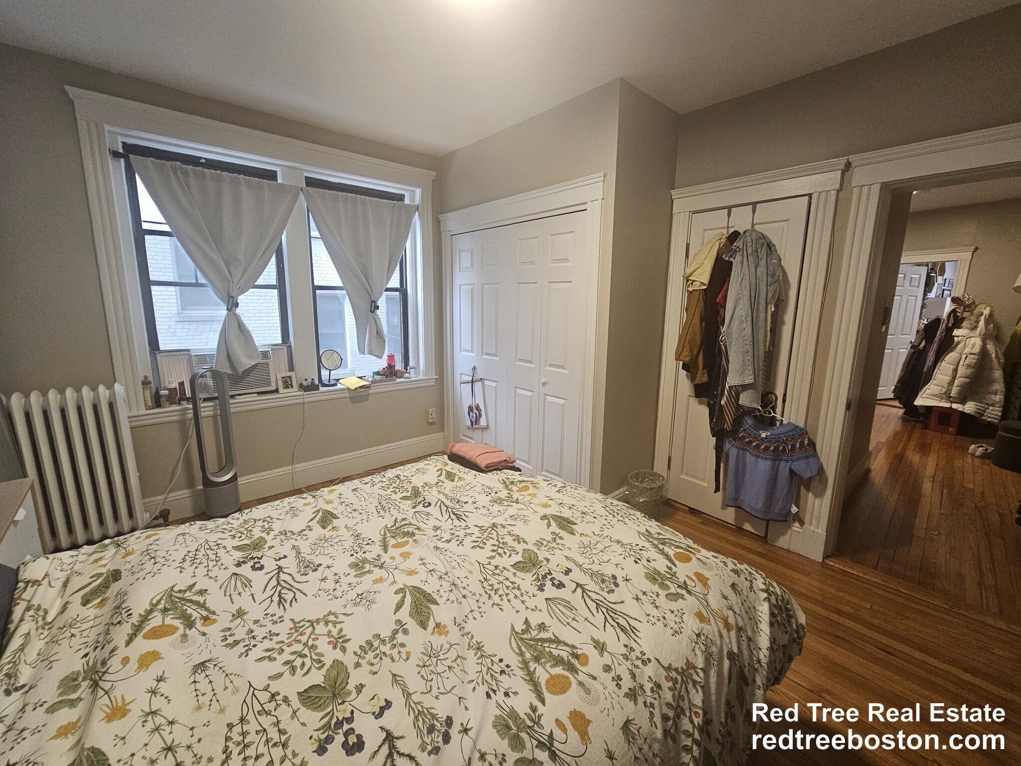 Building Photo - 370 Chestnut Hill Ave