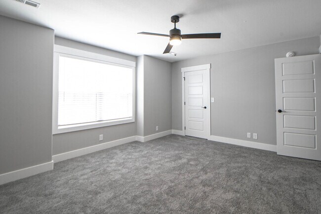 Building Photo - 1606 Jonathan Wade Cir
