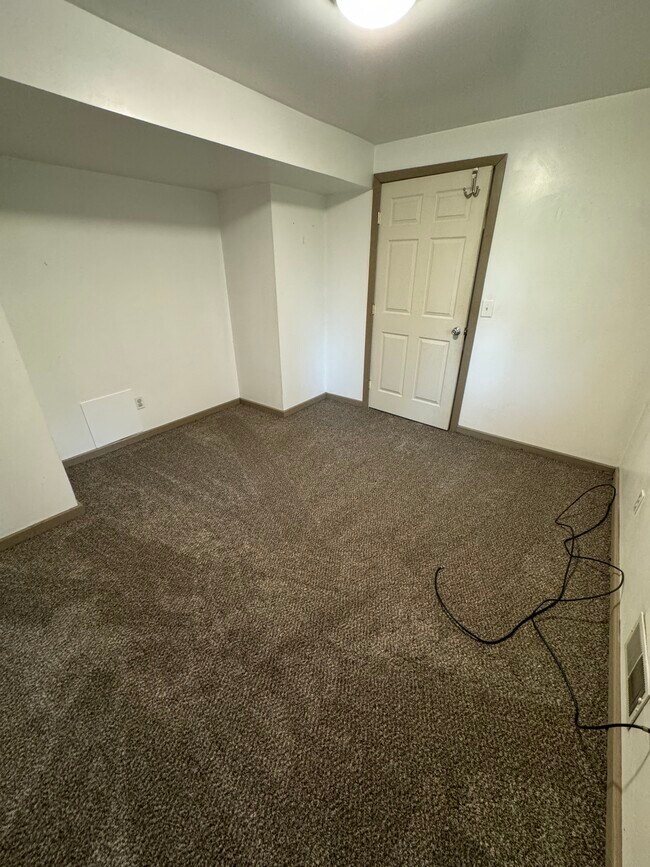 Building Photo - 1208 Washington Pike