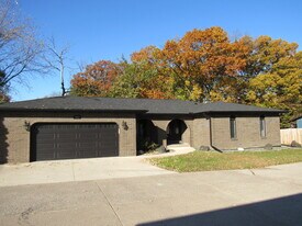 Building Photo - 5213 12th Ave