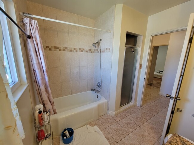 Building Photo - 1181 Langley Way