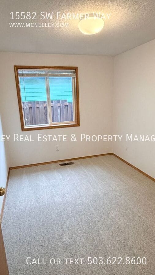 Building Photo - 15582 SW Farmer Way