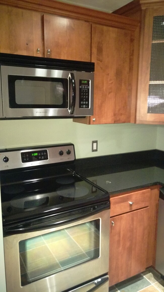 Granite counters - 1800 Douglas Ave