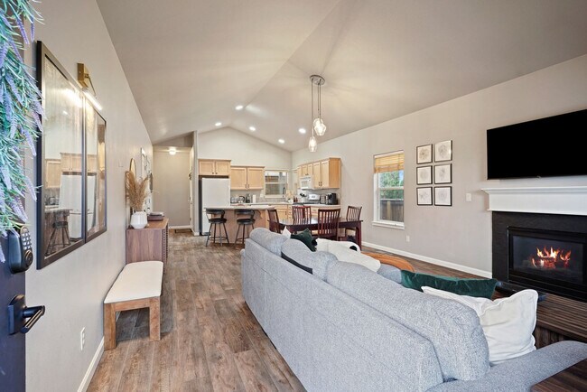 Primary Photo - 20657 Beaumont Dr