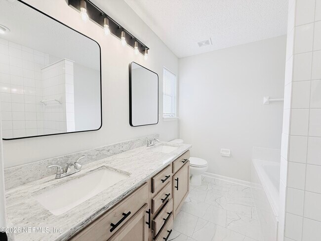 Building Photo - 8713 Star Leaf Rd N