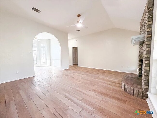 Building Photo - 5414 Williams Dr