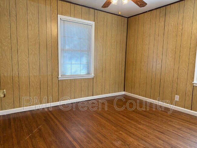 Building Photo - 1118 N New Haven Ave