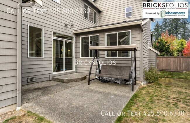 Building Photo - 10251 Eastridge Dr NE