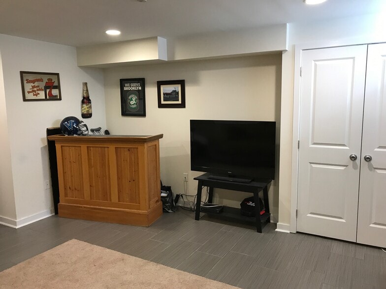 basement bonus rooom - 1235 S 17th St