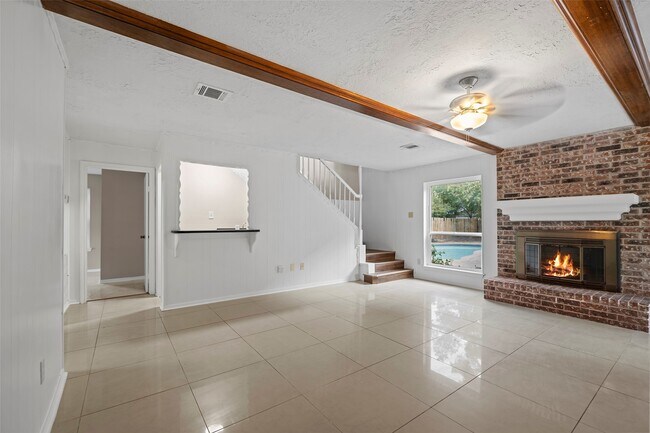 Building Photo - 4735 Charade Dr