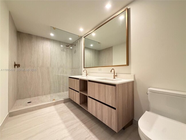 Building Photo - 77 SE 5th St