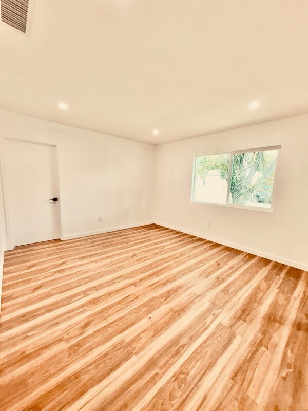 Building Photo - 18152 Sunburst St