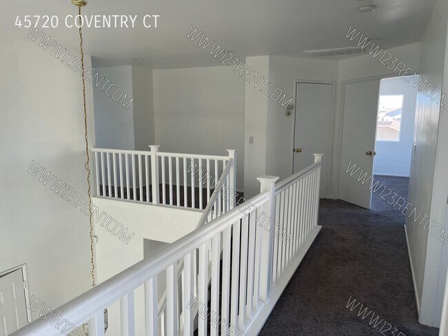 Building Photo - 45720 Coventry Ct.
