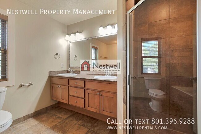 Building Photo - 1327 Urbandale Ln