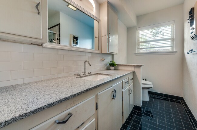Bathrooms with designated spaces - 3310 Springwood Pl