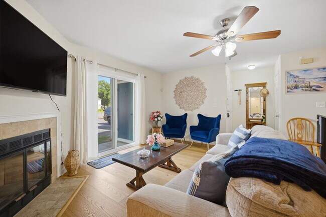 Building Photo - The Cozy Calm | Indoor Fireplace | LumiNest Homes