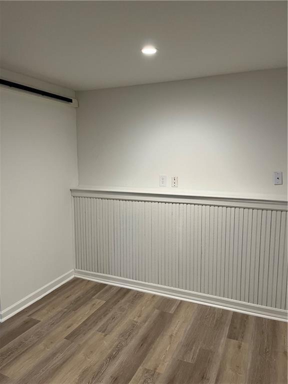 Building Photo - 305 Hembree Forest Cir