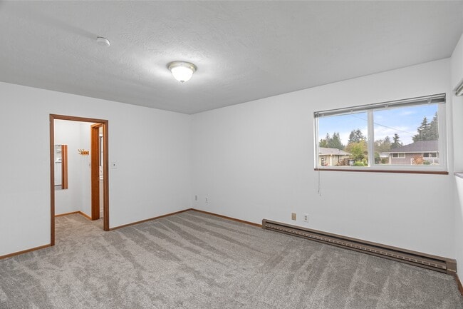 Building Photo - 410 Lois Ln Ct