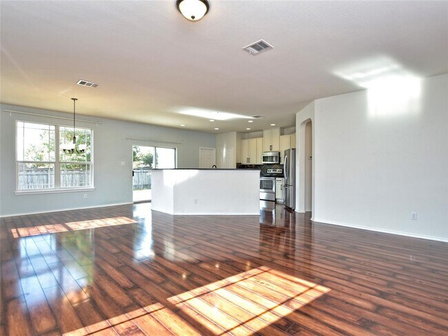 Building Photo - 2717 Claremont Ct
