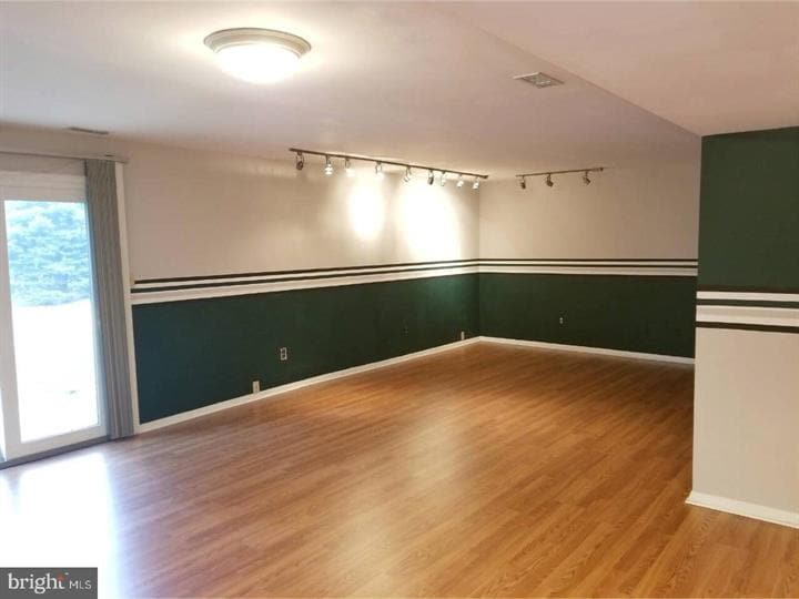 Building Photo - 89 Winterberry Ct