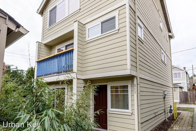 Building Photo - 511 21st Ave