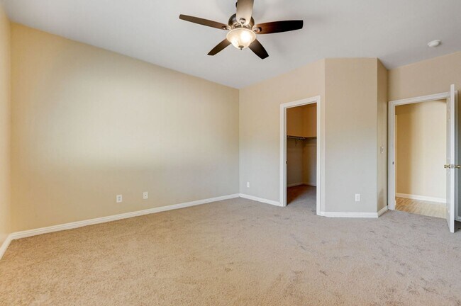 Building Photo - 1107 Aldenwood Ave
