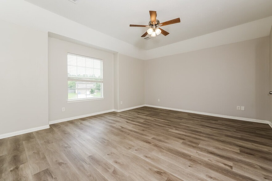 Building Photo - 261 Kellyn Ct