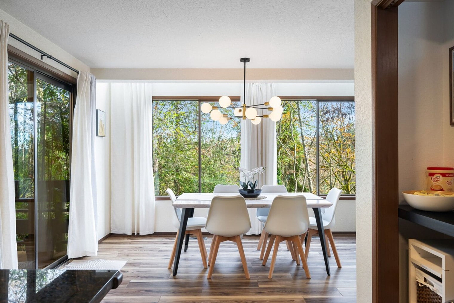 Building Photo - 5504 NE 190th St