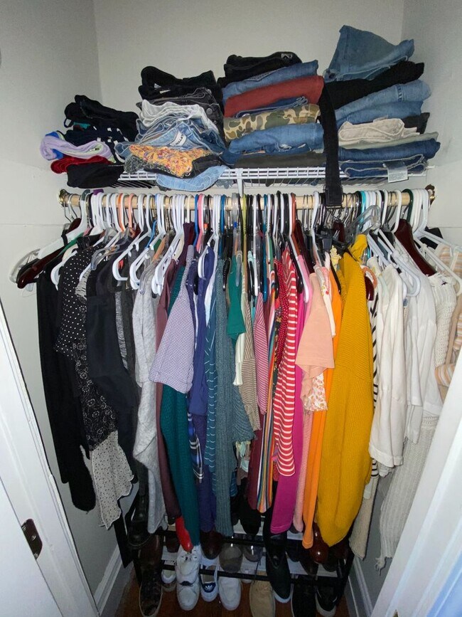 Building Photo - 312-1 South Upper – Available Fall 2026