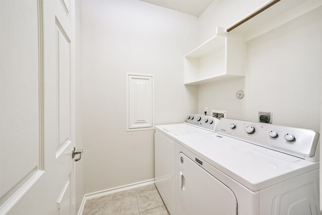 Building Photo - 21819 Silent Jasmin Ct