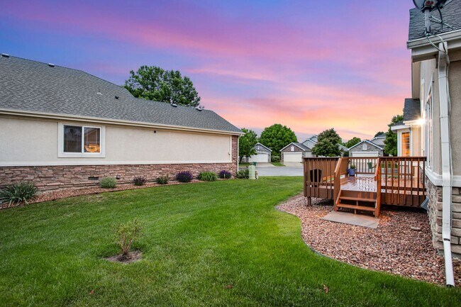 Building Photo - Stunning Updated Patio Home in Highland Me...